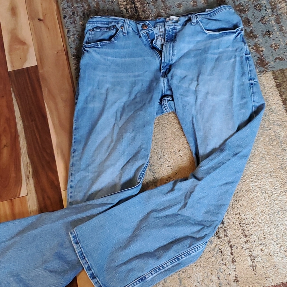 Wrangler Jeans. Men's 38 X 32